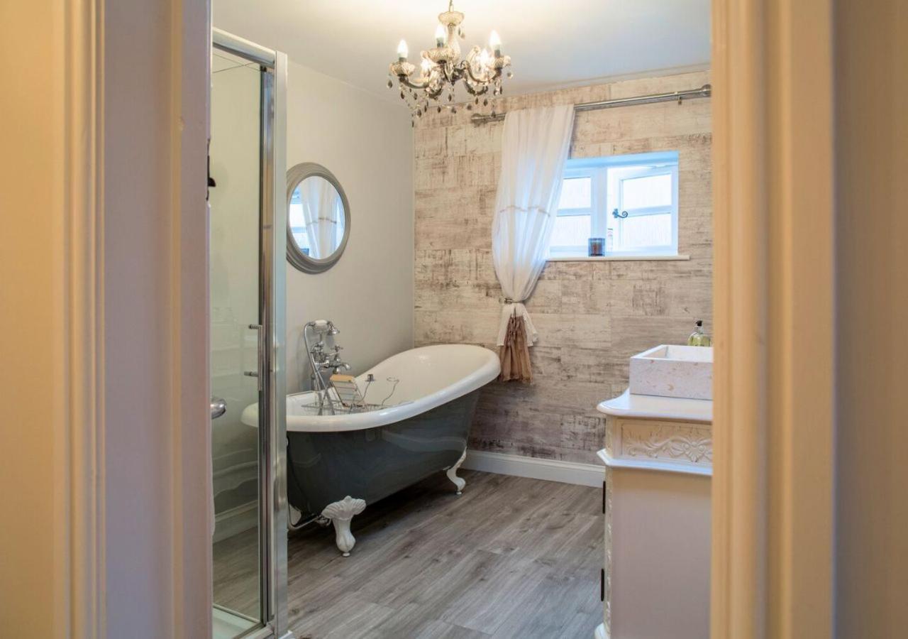 Charming 2 Bed House In Tewkesbury Centre Exterior foto